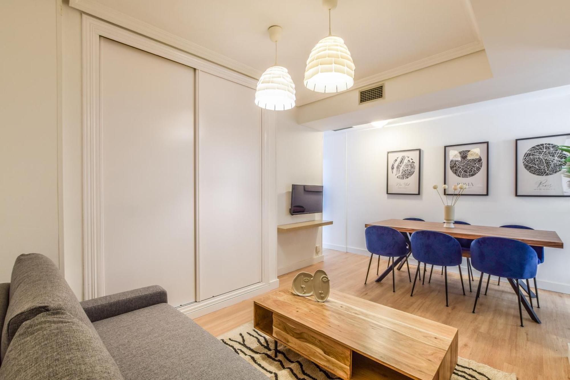 Apartamentos Reformados En Tirso De Molina Act Madrid Luaran gambar