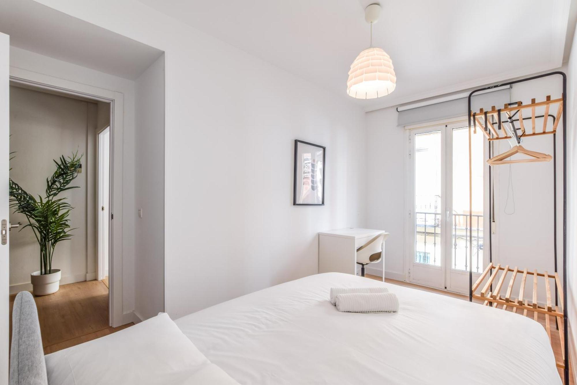 Apartamentos Reformados En Tirso De Molina Act Madrid Luaran gambar