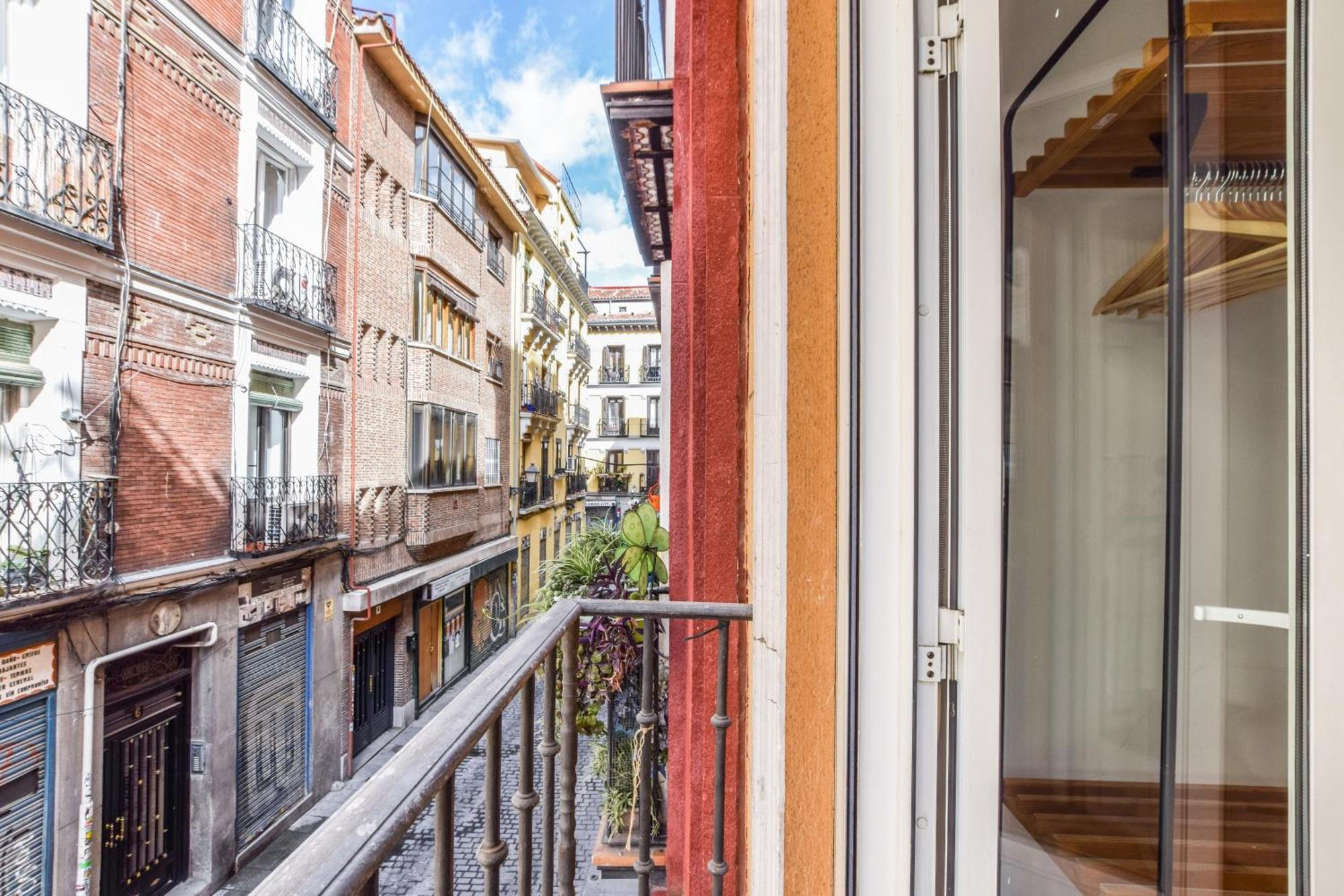 Apartamentos Reformados En Tirso De Molina Act Madrid Luaran gambar