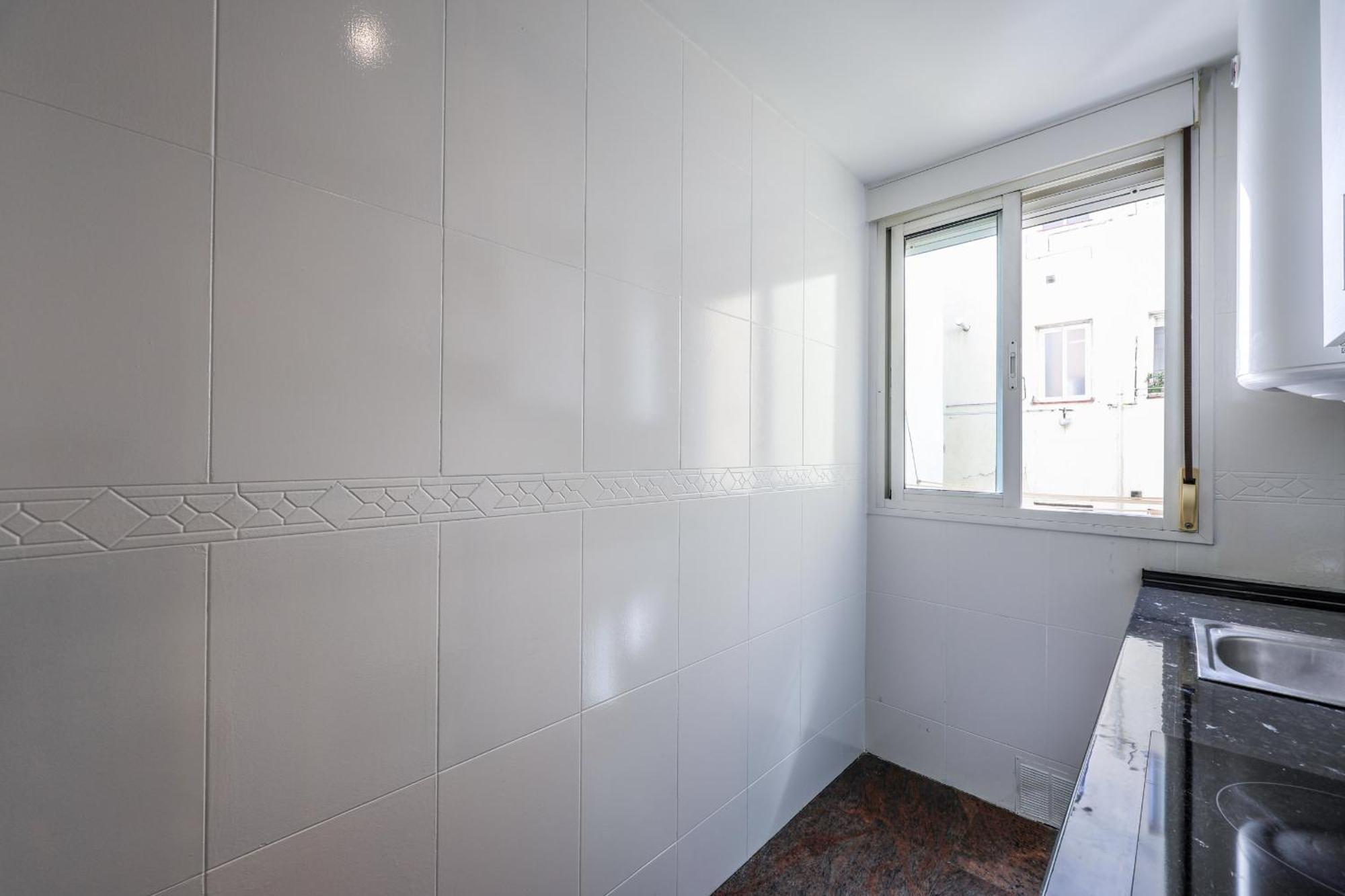 Apartamentos Reformados En Tirso De Molina Act Madrid Luaran gambar