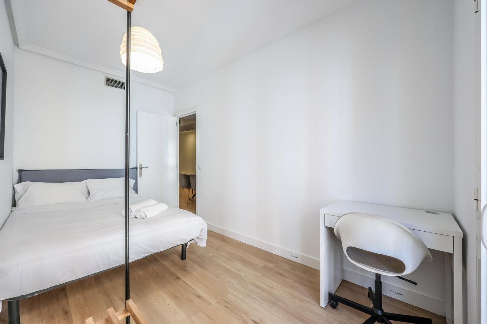 Apartamentos Reformados En Tirso De Molina Act Madrid Luaran gambar
