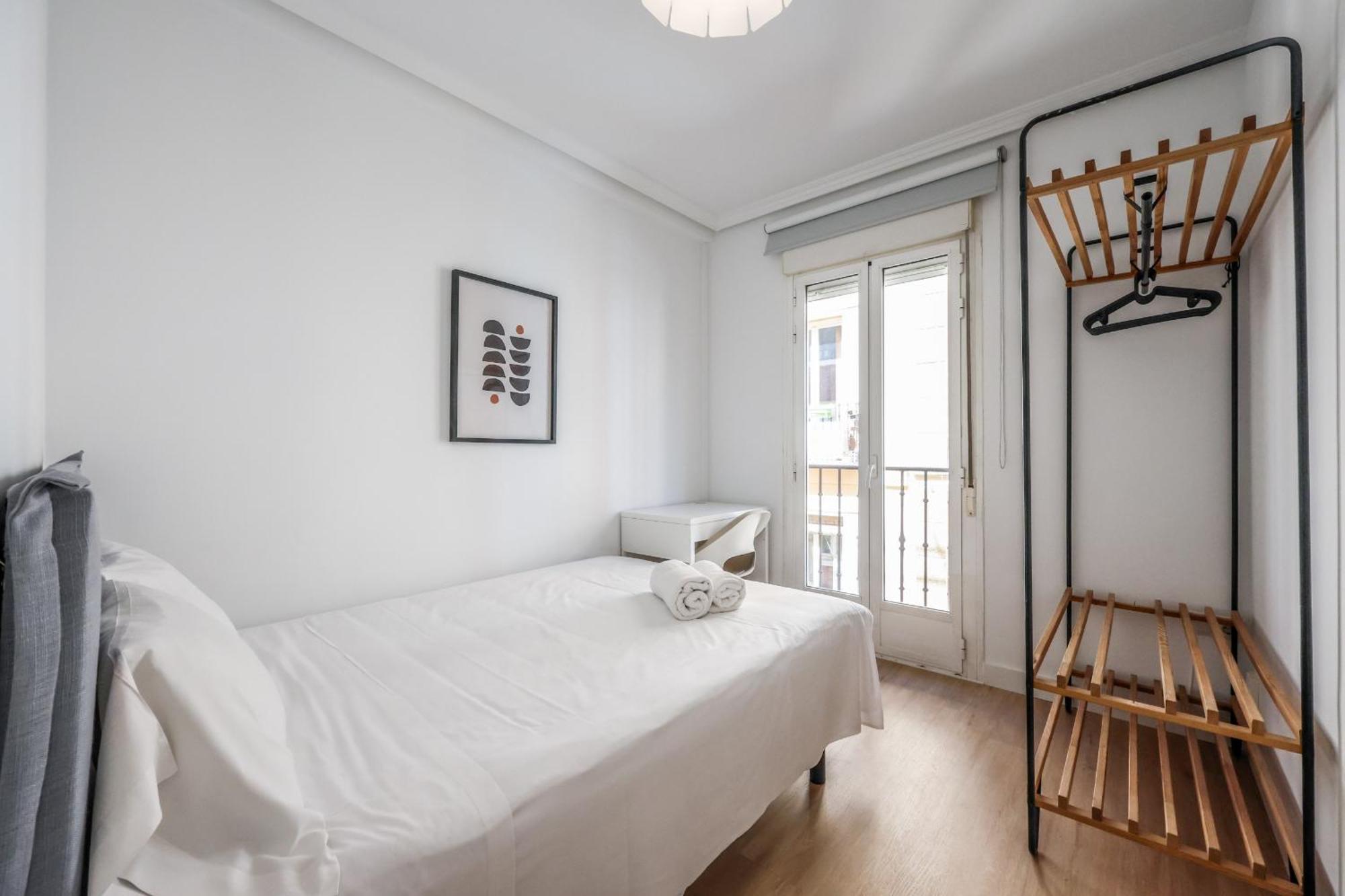 Apartamentos Reformados En Tirso De Molina Act Madrid Luaran gambar
